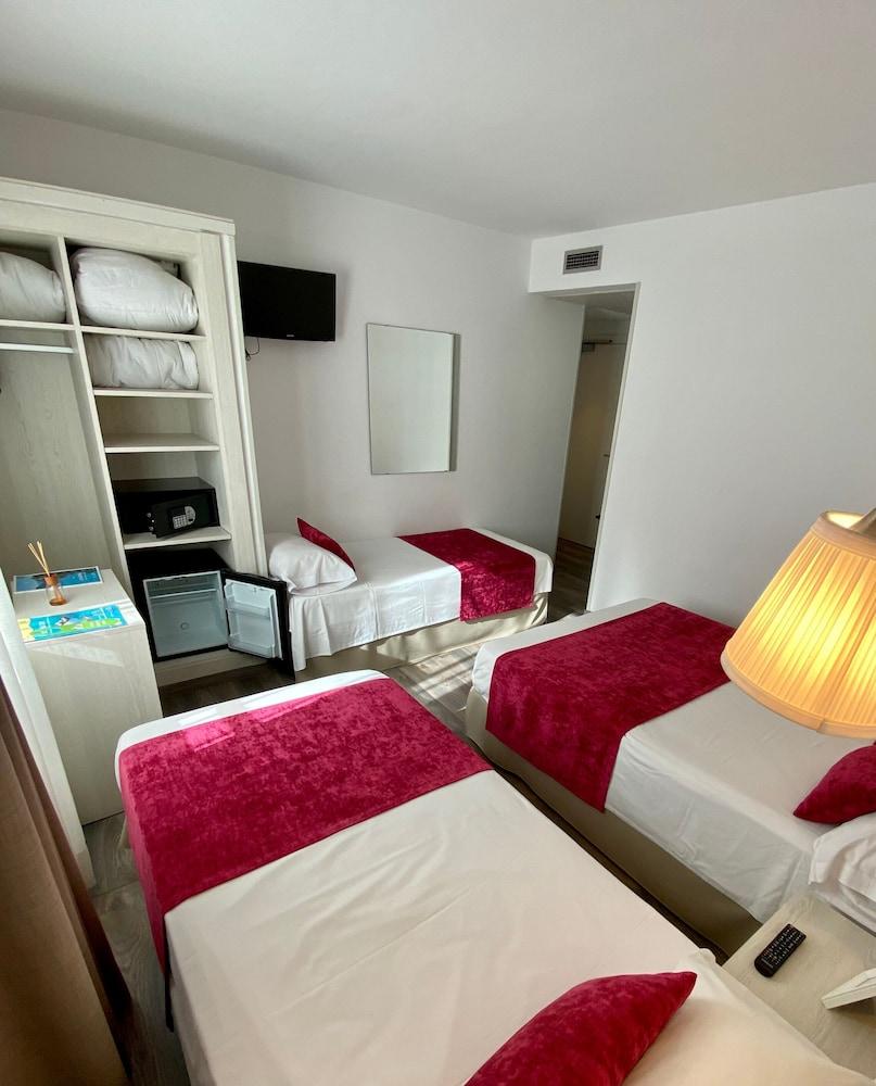 יורט דה מאר Hotel Bella Dolores מראה חיצוני תמונה
